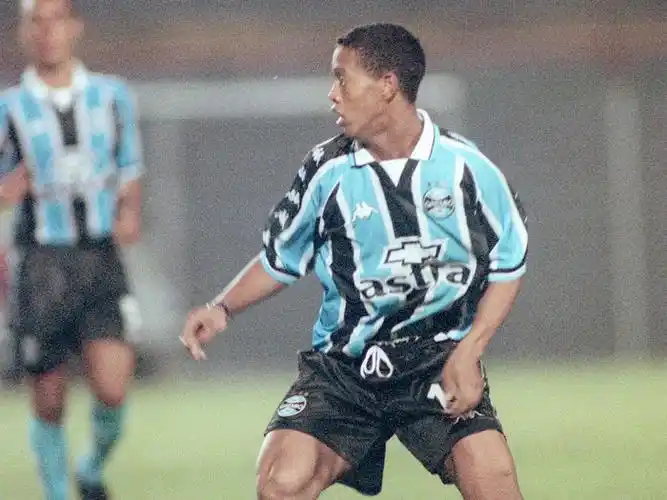 但在皮克和 但在皮克和