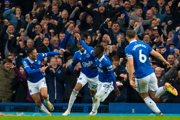 季在英超的 季在英超的